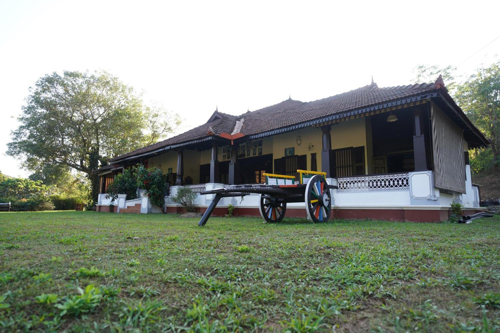 Highland Estate Hotel Sakleshpur Exterior photo
